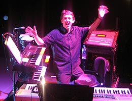 Onstage at the festival after the arrival of the missing suitcase.