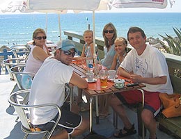 The Bennetts lunch at Do Garrao.